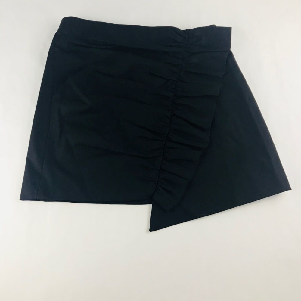 Zara Basic mini skirt asymmetrical hem